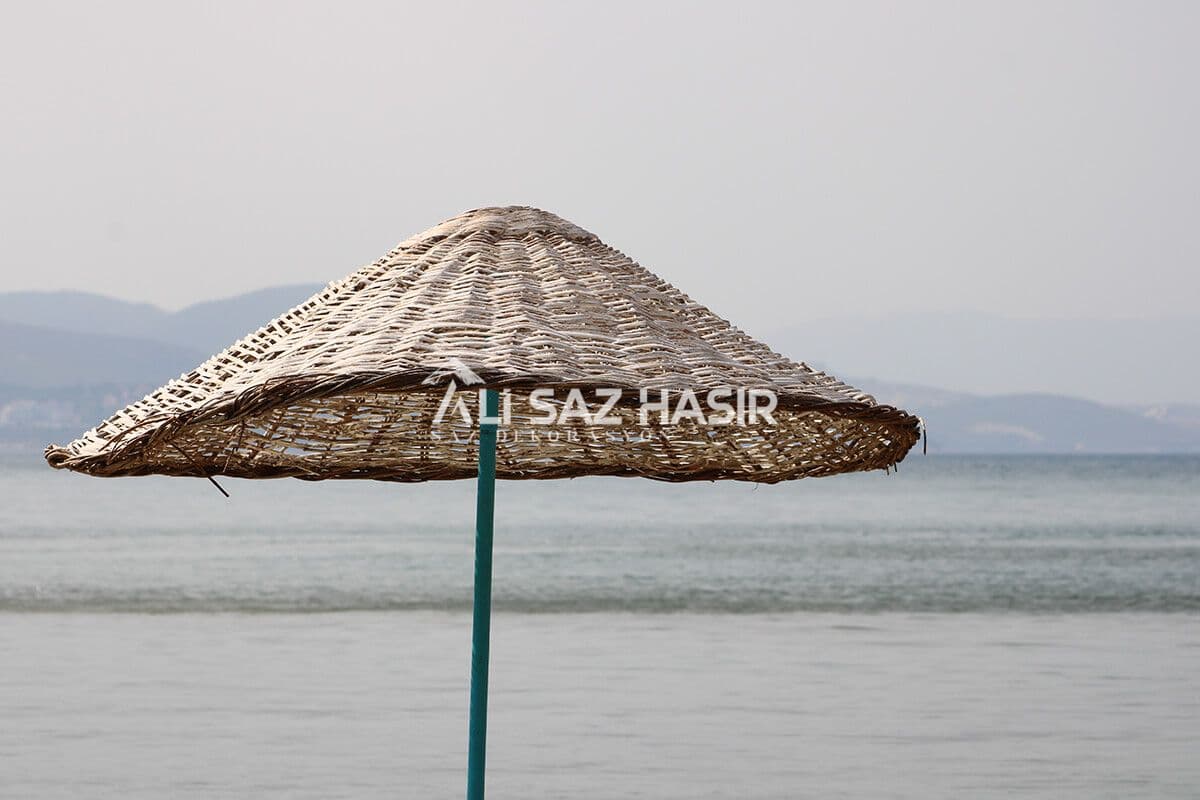 Örme Hasır Plaj Şemsiyesi